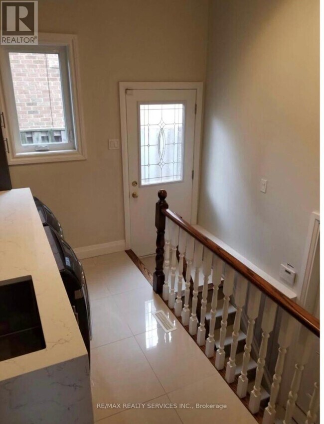 Photo - 1543 Polesden Dr