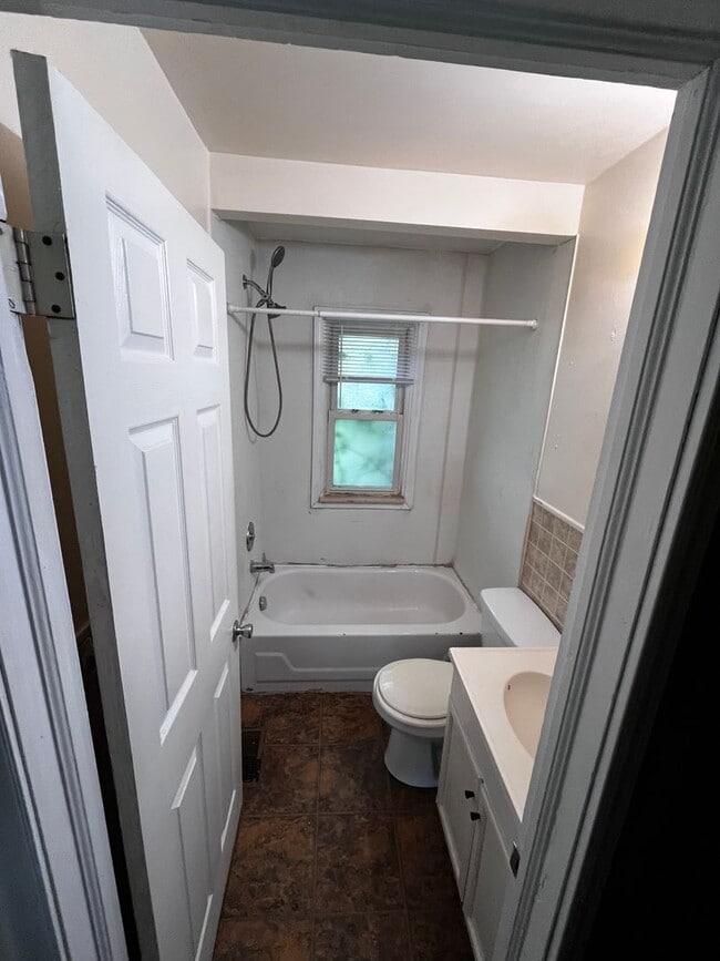 Photo - 2 Bedroom Home in Westland