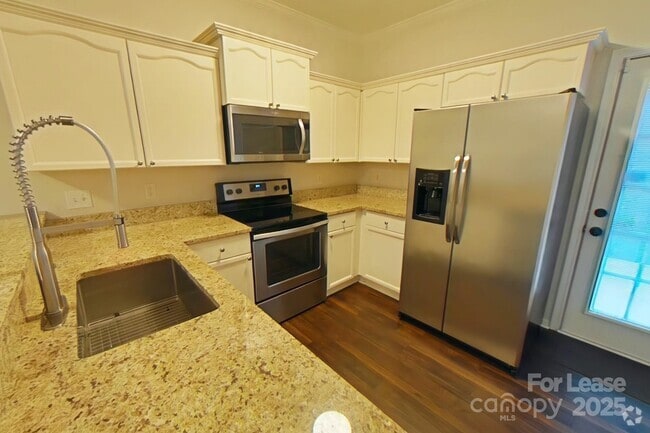 Building Photo - 5418 Franklin Springs Cir Rental