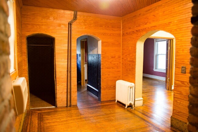 5 Bed 2 Bath Como House Available September 2026 - 5 Bed 2 Bath Como House Available September 2026