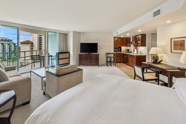 Photo - Spacious Waikiki Studio, One Block From Fo... Condo Unit 1012