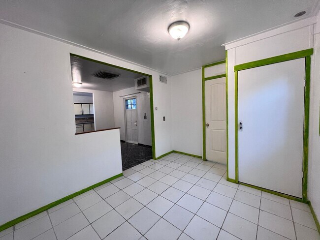 Photo - Central Studio Apartment Unit 1 Rear