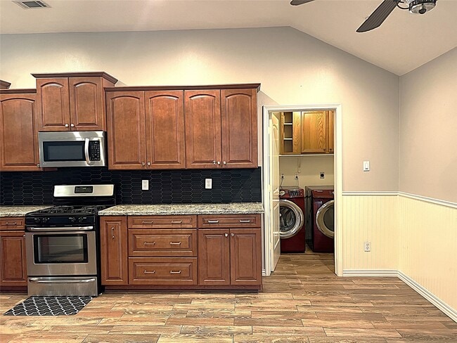 Photo - 3027 Sandpiper St