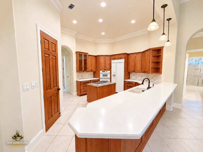 6345 Augusta Cove