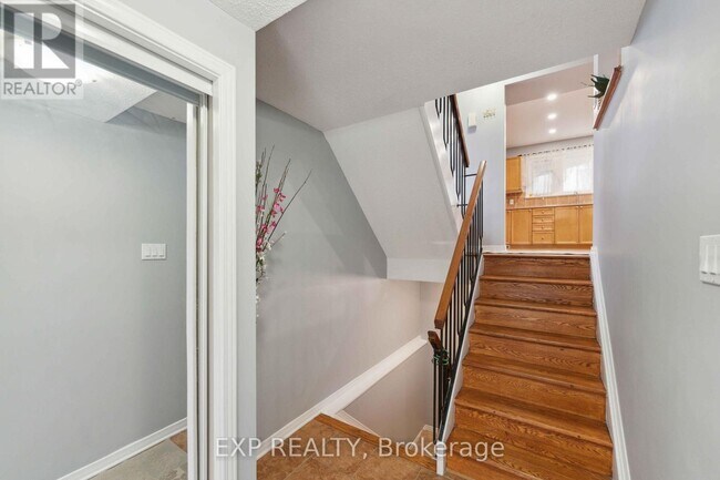 Photo - 230 Monterey Dr