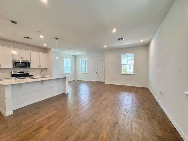 Photo - 433 Belmond Dr