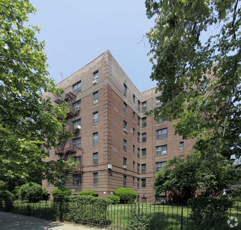 155 Linden Blvd - 155 Linden Blvd Apartments