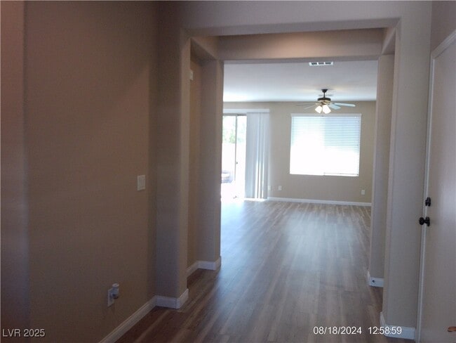 Building Photo - 7385 Great Victoria Ave Rental