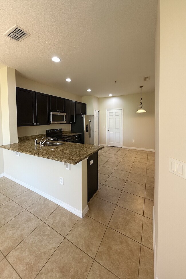 Photo - 2495 Seven Oaks Dr