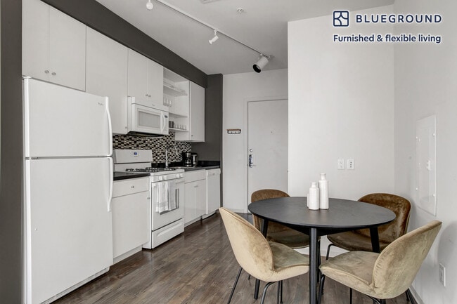 Photo - 445 Artisan Way Unidad FL3-ID532