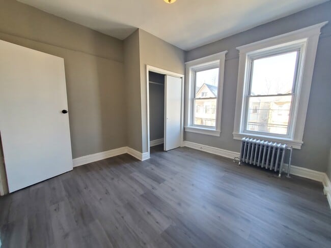 F1_13547 Waterford Place v2 - 101 Romaine Ave Unidad 3