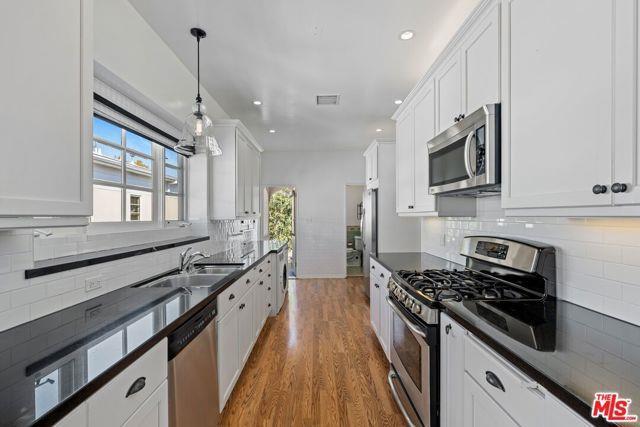 Photo - 460 N Harper Ave