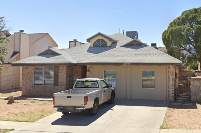 Building Photo - 10913 Yogi Berra Cir Rental