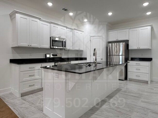 Building Photo - Garrison | Brand New Duplex in Siloam Spri... Rental