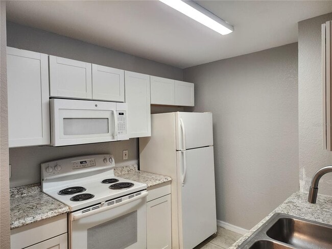 Photo - 8932 Manor Loop Unit 104