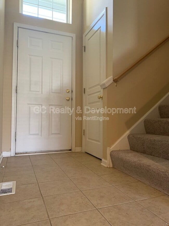 Photo - 922 Kings Canyon Dr