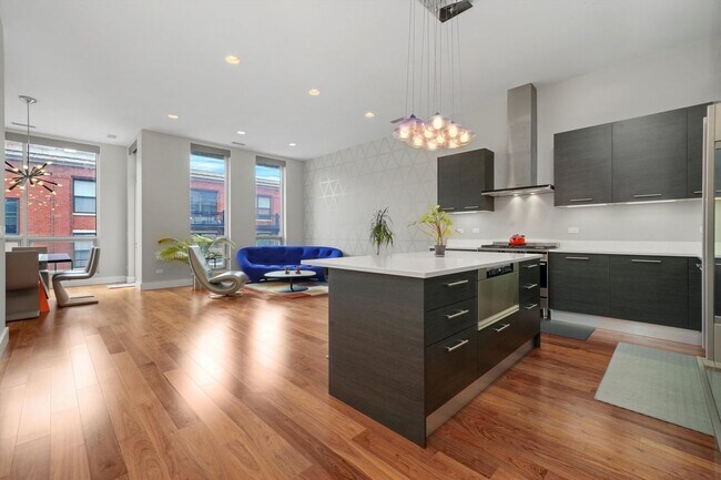 Photo - 128 S Aberdeen St Unit 4S