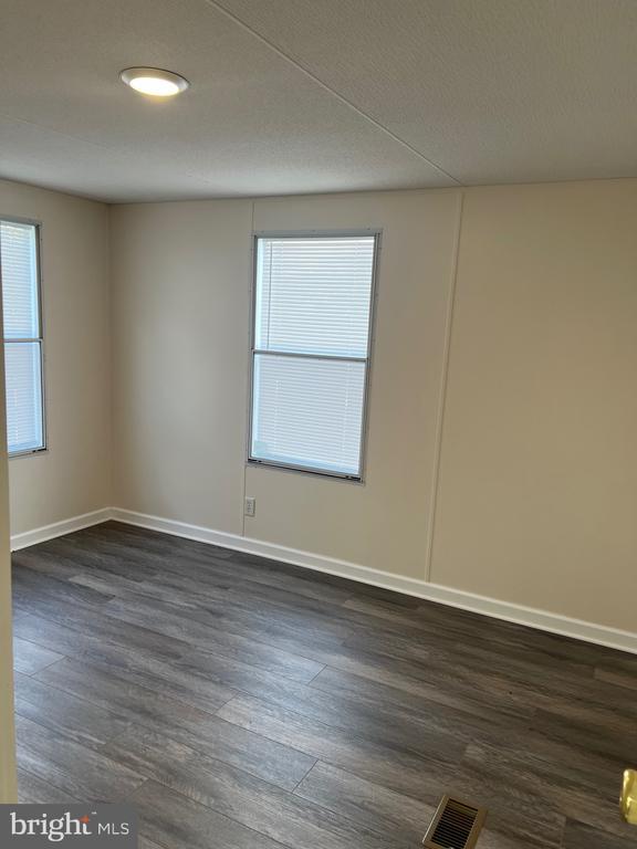 Photo - 111 Dugan Ct Casa