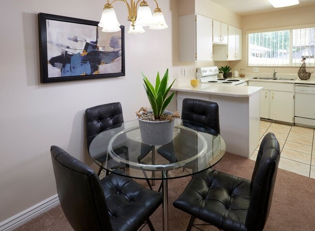 Photo - 1412-14 Martin Riverside Unit 1412