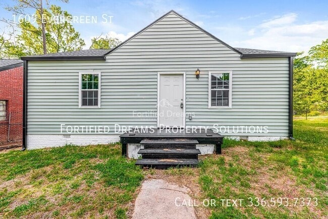Photo - 1609 Evergreen St