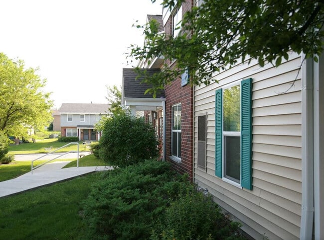 Glenbrook Apartments