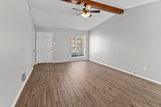 Photo - 7127 Gatewood Dr