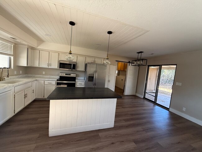 Photo - 1170 W 540 N