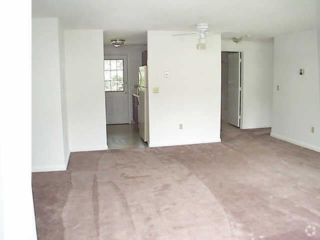 Living Room - Meadow Ridge Apartment Homes