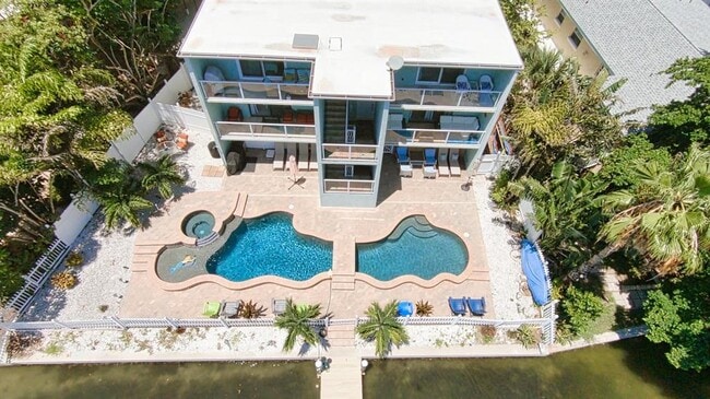 Photo - 125 110th Ave Unit 3B