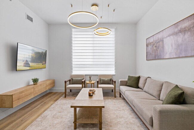 1542 - 1542 Condo Unit 209