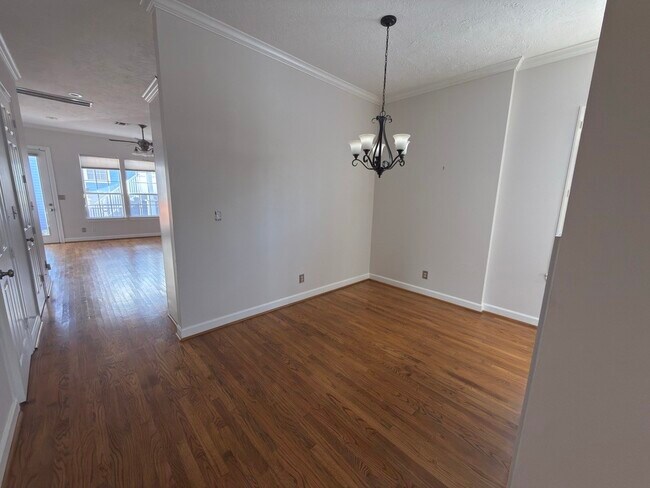 Photo - 1108 W 22nd St