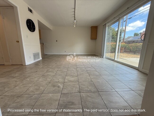 Photo - 2346 Montezuma Dr