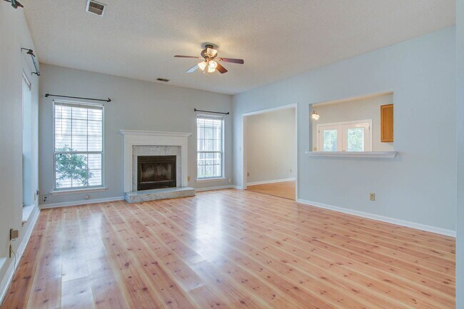 Photo - 1559 Harborsun Dr