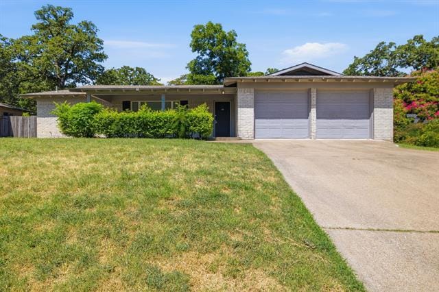 Building Photo - 1117 Trailwood Dr