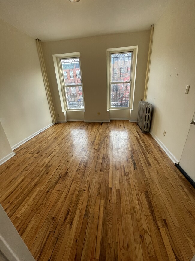 Photo - 837 Greene Ave Townhome