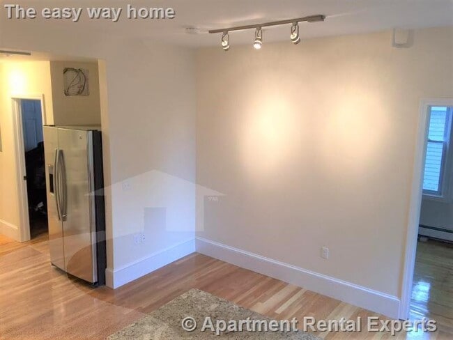 Photo - 231 Norfolk St Unit #3