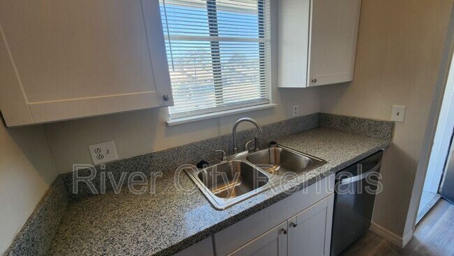 Photo - 2430 N Seabury Pl