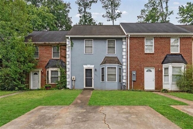 Building Photo - 2927 Governors Ct