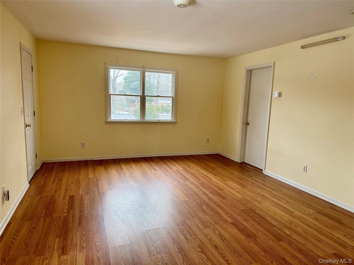 Photo - 1278 W Main St