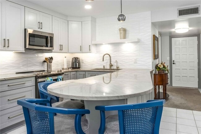 Photo - 105 Island Way Unit 142