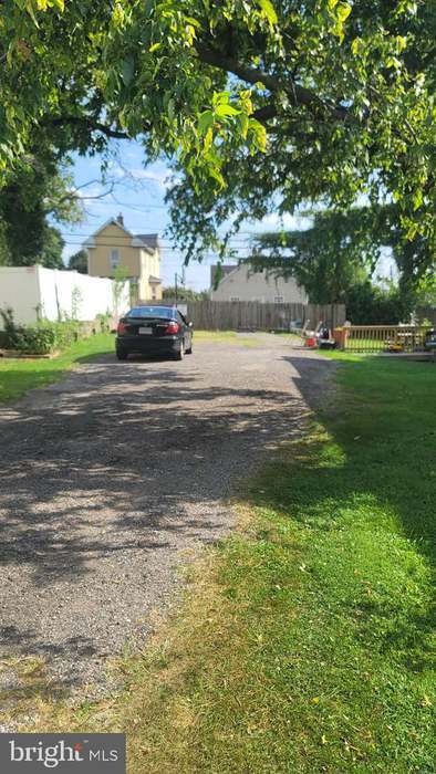 Photo - 15 Lavern Ave Unit B