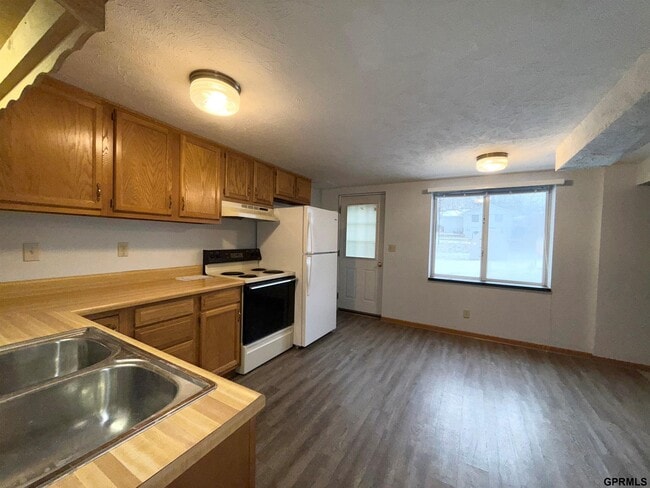 Photo - 2806.5 Jackson St