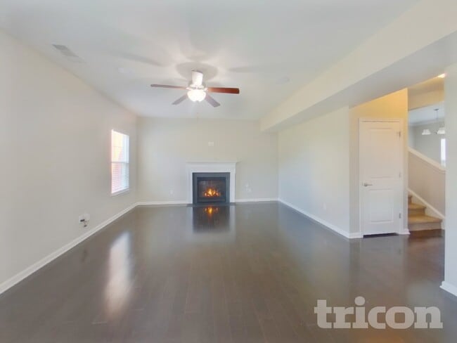 Photo - 2920 Cherry Point Ln