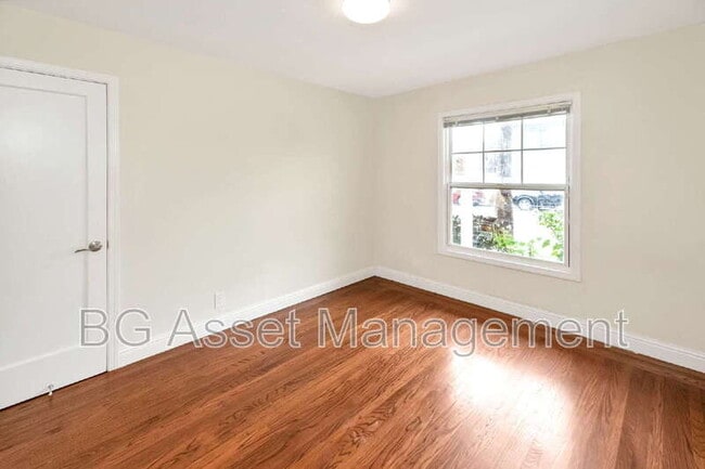 Photo - 2301 Eighth St