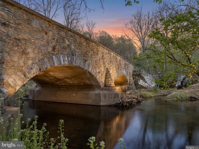 Photo - 37899 Snickersville Turnpike