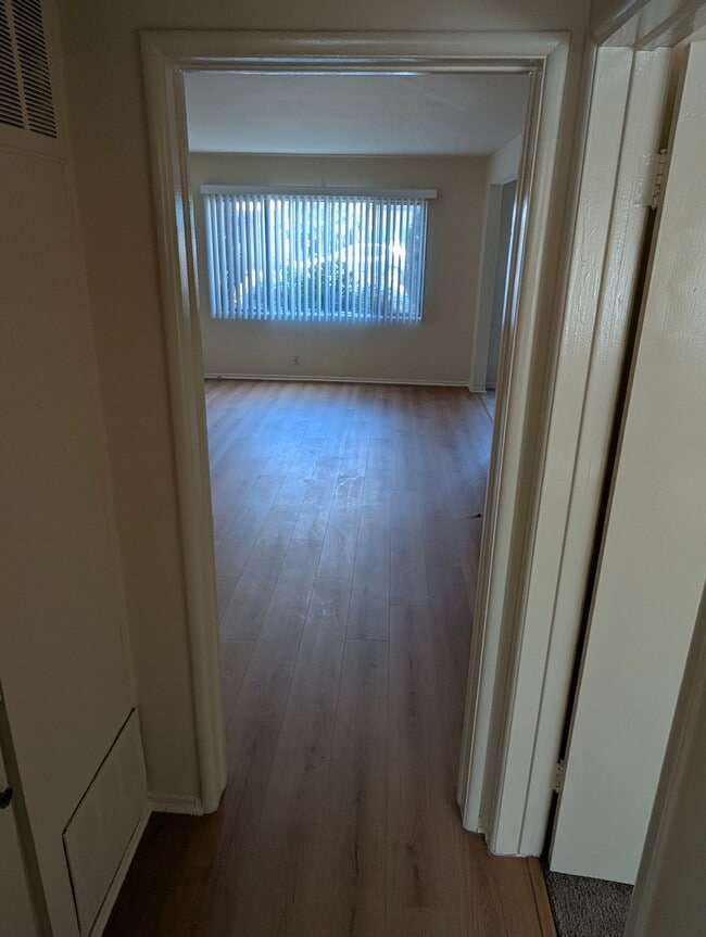 Photo - 10524 Palms Blvd Unidad 2