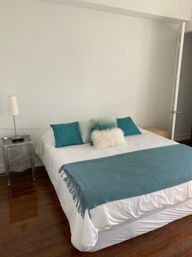 Photo - 18101 Collins Ave Unidad 1907