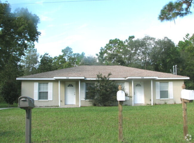 Building Photo - Adorable 2/2 Duplex in Citrus Springs!!! Rental