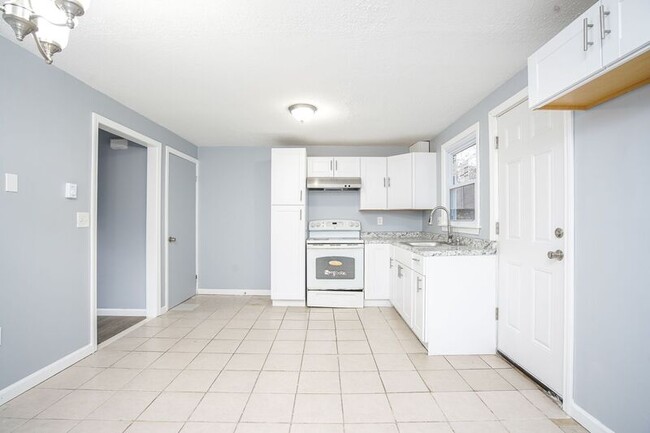 Photo - 77 Chester St Unit #77