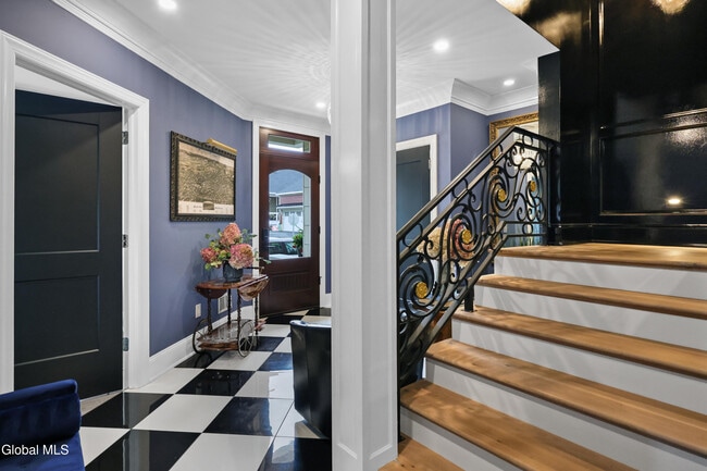 Photo - 18 C Cherry St